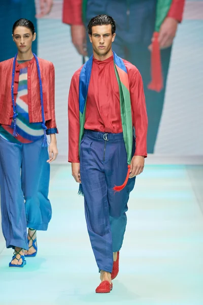 Look 98